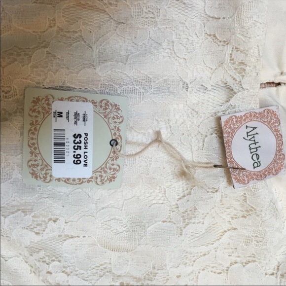 Keyhole back dress - Picture 4 of 4